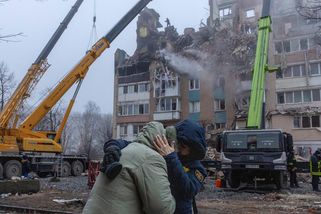 Analýza 28bodového plánu: Ukrajina se má sehnout, Rusko nemusí nic, USA chtějí profit - Novinky