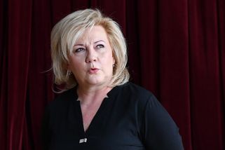 Zahájit vládnutí porušením platných pravidel by by...