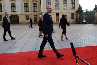 Česko má jen jednu vládu a ta by také měla splnit svoji základní povinnost – předložit opravený návrh rozpočtu