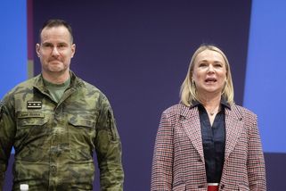 Veřejná výměna názorů na rozloučenou. Řehka se ostře vymezil vůči končící Černochové - Novinky