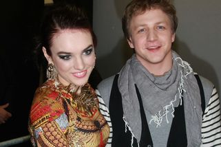 Tomáš Klus se změnil k nepoznání. Když randil s Farnou a Arichtevou, byl to tehdy sukničkář - Médium.cz