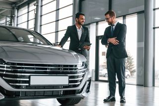 V EU se prodalo více vozů, klesá zájem o auta na benzin a naftu - Novinky