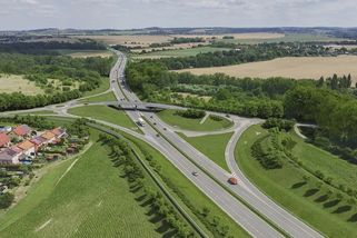 Rodina exministra chce stamiliony za pozemky u obchvatu. Nedáme, říká ŘSD - Seznam Zprávy