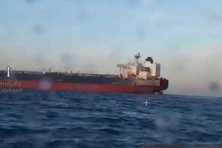 Úder ruské přepravě ropy, radují se Ukrajinci. Zveřejnili záběry zásahu tankerů u Turecka - Novinky