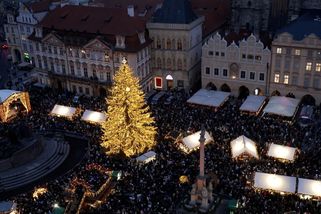 Slavnostní rozsvěcení vánočního stromu na Staroměstském náměstí - Novinky
