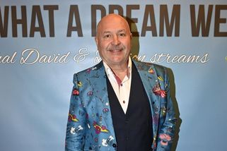 První slova Michala Davida o útoku na plese na Tenerife: U stolu se děly věci! Miliardář Chlad ho dvakrát omylem trefil - Super.cz