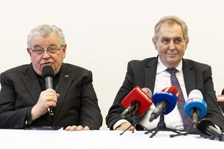 Komentář: Dominik Duka. „Národní pastýř“, chránící svůj lid před vším cizím - Seznam Zprávy