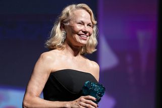 Tohle není reklamní kampaň! Pamela Anderson promluvila o svém vztahu s Liamem Neesonem