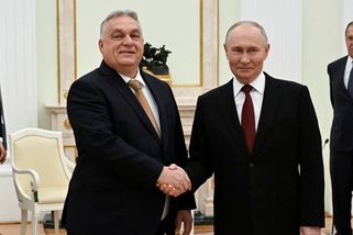 Trapas Orbánovy tlumočnice. Na summitu s Putinem měnila výroky k nepoznání - Novinky