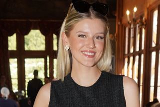 Po Ivě Kubelkové předvedla křivky v bikinách i její dcera Natálie. Fanouškům vyrazila dech