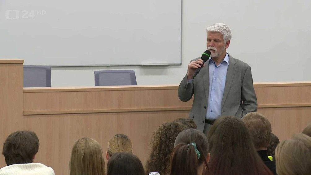 18. listopadu - Události, komentáře