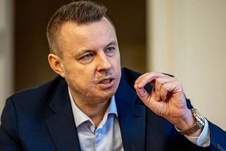 Babiš nemusí nic oznamovat, Agrofert přijde o dotace automaticky, tvrdí Rajchl