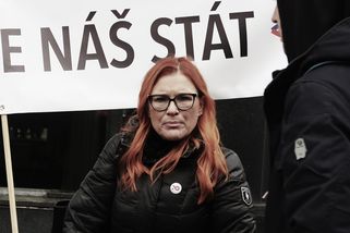 Rusko nade vše. Trikolora se už ani nesnaží zakrýt...