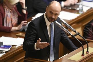 Internet se baví Kolovratníkovým budovatelským opt...