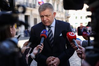 Fico obvinil studenta, který se proti němu vymezil, že spolupracuje s opozicí - Seznam Zprávy