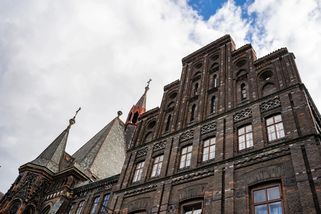 Jméno, které ovládlo porodnice v roce 2025: Rodiče ho milují a nedají na něj dopustit, pro prarodiče je to katastrofa