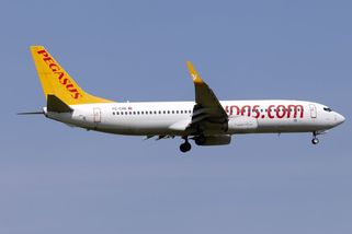 Letadlo přistálo ve stepi v Kazachstánu tisíc kilometrů od cíle. Čas vystoupit, řekli cestujícím - Novinky