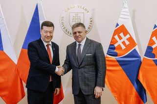 Opozice chystá v reakci na Okamurovu návštěvu Slovenska vlastní cestu - Seznam Zprávy