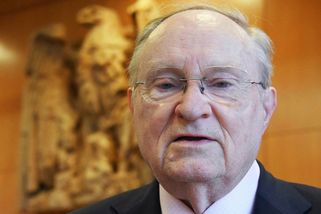 Zakladatel Dignitas podstoupil asistovanou sebevraždu - Novinky