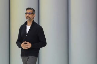 Prasknutí bubliny okolo AI zasáhne všechny, varoval šéf Googlu - Novinky