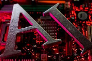 Problém pro celý finanční systém, varuje britská centrální banka před AI - Novinky