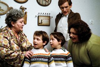 "Vrchol kariéry jsme měli v šesti letech. Blbý je, že jsme to nevěděli," vzpomínají herecká dvojčata