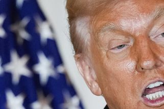 Evropa je na křižovatce dějin. Svůj osud by si neměla nechat diktovat od halasného amerického policajta