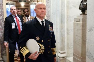 Žádný legitimní cíl, ale bezbranní přeživší. Slova admirála vyjasňují americký útok