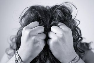 Generace Z a ekonomický nihilismus: Jak nedostupné bydlení mění naše hodnoty - Médium.cz