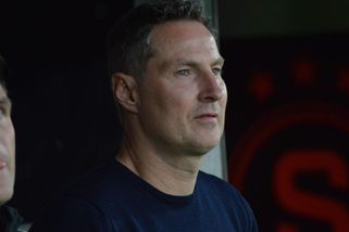 Štěstí a pochybná rozhodnutí sudích obrali Spartu o další body - Médium.cz