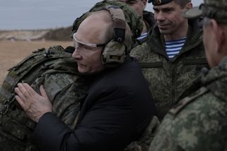 „Pro pravé vlastence nejsou peníze motivace.“ Rusko škrtá odměny pro vojáky - Seznam Zprávy