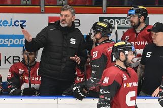 Sparta minus 10 a s mezinárodní ostudou. Nemá smysl zapírat, šel aspoň Nedvěd s pravdou ven po blamáži - Sport.cz