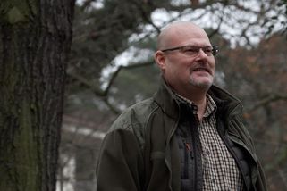 Rizikově pije až 1,6 milionu dospělých. Příběh Jiřího ukazuje, jak nenápadně to začne - Novinky