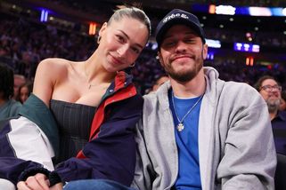 V posteli měl Kardashian i Ratajkowski, teď je tátou. S matkou dítěte chodí od března