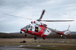 Motorkář se na Klatovsku čelně srazil s dodávkou. Nehodu nepřežil - Novinky