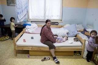 Obrazem: I po dvou letech v nouzovém ubytování - Seznam Zprávy