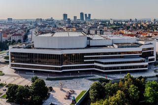 Úzkost a panika na veletrhu pro budoucí středoškoláky v Praze. Kvůli tlačenici přijela záchranka - Novinky