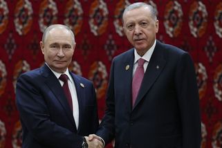 Erdogan žádal Putina, aby si vzal zpátky S-400. Chce si tím získat přízeň USA - Novinky