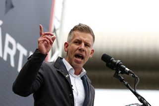 Starší voliči se bojí, že opozice zatáhne Maďarsko do války. Volby mohou rozhodnout mladí - Novinky