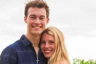 „Nikdy jsme se nelíbali,“ přiznala nevěsta, která si první polibek s partnerem dala až u oltáře