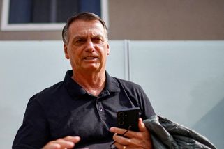 Odsouzený brazilský exprezident Bolsonaro se podrobil operaci tříselné kýly - Novinky
