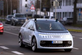 Volkswagen testuje autonomní vůz bez volantu i pedálů - Novinky