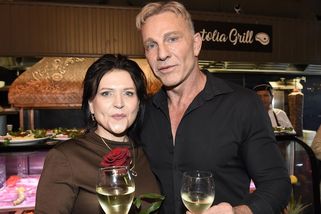 Martin Maxa v intimních scénách se zpěvačkou, kterou zná málokdo, ale má šanci na Slavíka