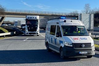 Reportáž: Nekompromisní INSID. Sežeňte si 80 tisíc na kauci, jinak nejedete dál. A připravte se na odtah - Zdopravy.cz