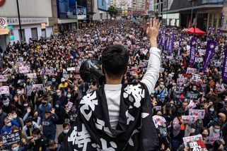 Totalitní smyčka kolem Hongkongu se stahuje - Seznam Zprávy