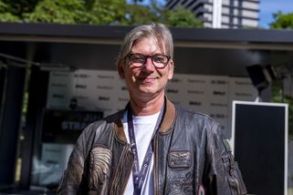 Už při natáčení Anděla Páně bylo jasné, že se nám pod rukama rodí něco úžasného! vzpomíná režisér Jiří Strach - Proženy.cz