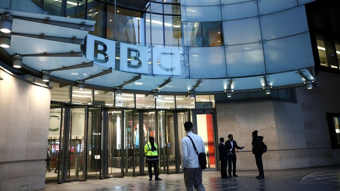 „Další Trumpova hyperbola.“ Jak vnímají v Británii tlak Bílého domu na BBC - Seznam Zprávy