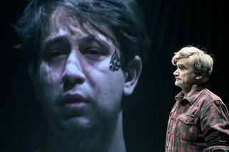 Případ, ve kterém selhaly instituce. Dejvické divadlo zpracovalo reálnou kauzu - Seznam Zprávy