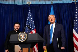 Zelenskyj chce po USA bezpečnostní záruky až na 50 let. Trump nabízí 15 - Novinky