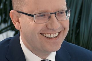 Expremiér Sobotka v tichosti opustil ČSSD - Seznam Zprávy